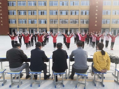 固镇县仁爱中心小学举行广播操大赛