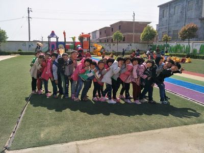 仁爱学校春季招生报名开始啦!招生对象:幼儿园3-6岁儿童 小学1-5年级.寄宿生