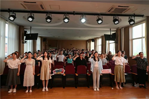 滋养育人智慧，勤修仁爱之心——唐镇小学第40个教师节庆祝表彰大会在仁爱小学隆重举行