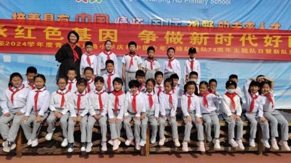 身边人讲身边事，身边事教身边人——青岛南京路小学承办东三学区师德师风宣讲活动